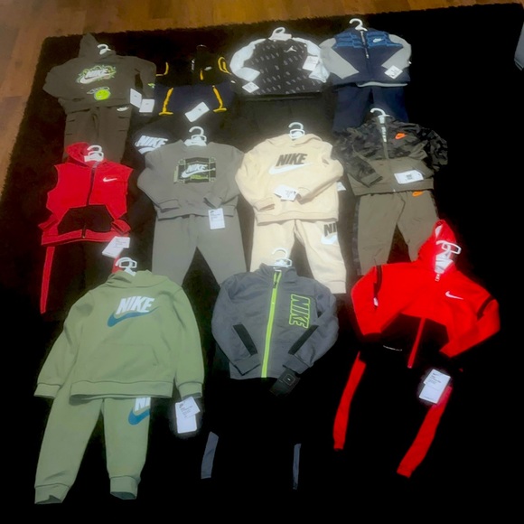 NWT Nike 4(4t)SOLD TODAY!!!!!!!! - Picture 1 of 7